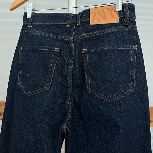 Zara High Rise Button Fly Straight Cropped Raw Hem Denim Jeans Dark Wash Sz 4‎ - Picture 9 of 13